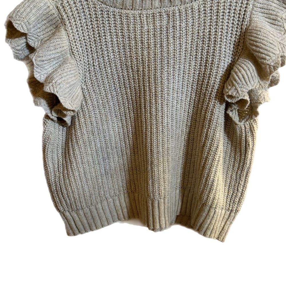 Universal Thread Beige Ruffle Sleeve Cropped Swea… - image 2